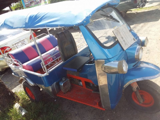 ขายสามล้อติดแก๊สเครื่อง 2 สูบ รถไม่ผุ เครื่องเงียบสตาร์ทติดง่ายพร้อมใช้ ราคาถูกสนใจสอบถาม0933270319