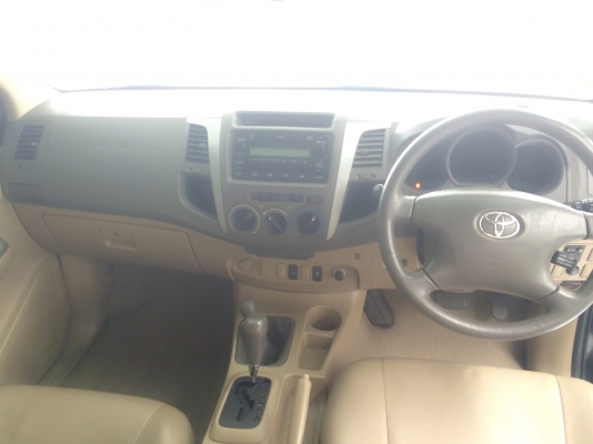 ขาย Vigo 4 ประตู  4x4.  3.0 G Auto ปี2010