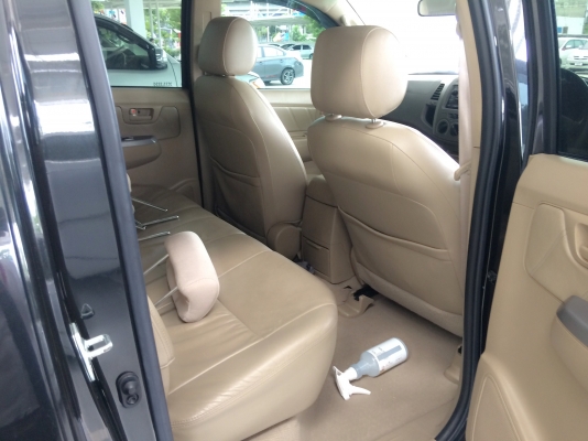 ขาย Vigo 4 ประตู  4x4.  3.0 G Auto ปี2010