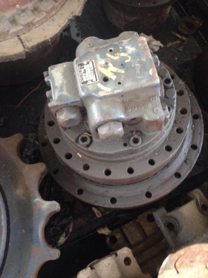 ตัวเดินนอก SK120 ญี่ปุ่นไม่เคยใช้งานในไทย ตัวเดินนอก SK120 ญี่ปุ่นไม่เคยใช้งานในไทย