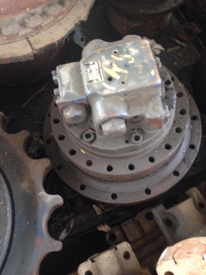 ตัวเดินนอก SK120 ญี่ปุ่นไม่เคยใช้งานในไทย ตัวเดินนอก SK120 ญี่ปุ่นไม่เคยใช้งานในไทย