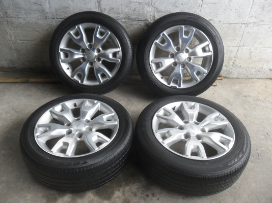 ล้อแม็ก 18นิ้ว6รู ฟอด พร้อมยาง สวยๆ 4 ล้อ ราคา 9800 บาท