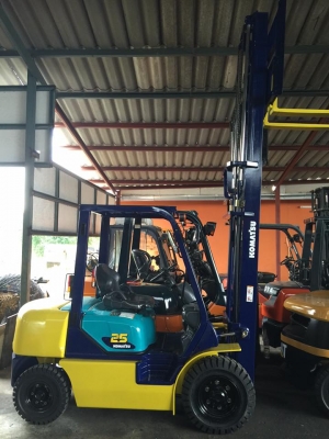 ฟอล์คลิฟต์ 2.5 ตัน KOMATSU FD25T-14 ฟอล์คลิฟต์ 2.5 ตัน KOMATSU FD25T-14