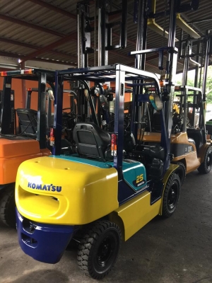 ฟอล์คลิฟต์ 2.5 ตัน KOMATSU FD25T-14 ฟอล์คลิฟต์ 2.5 ตัน KOMATSU FD25T-14