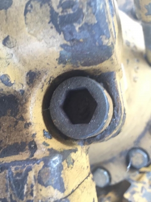 ชุดเกียร์สวิง โป๊ะสวิง CAT320 พร้อมมอเตอร์สวิง ชุดเกียร์สวิง โป๊ะสวิง CAT320 พร้อมมอเตอร์สวิง