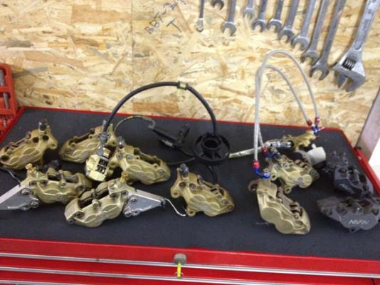 ขายปั๊มเบรค Brembo