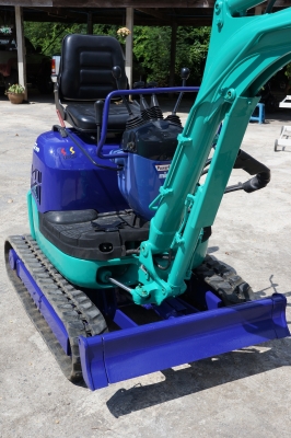 ขายรถขุดเล็ก KOMUTSU PC10MRX  เก่านอกพร้อมใช้