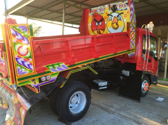 ขายรถหกล้อดั้ม