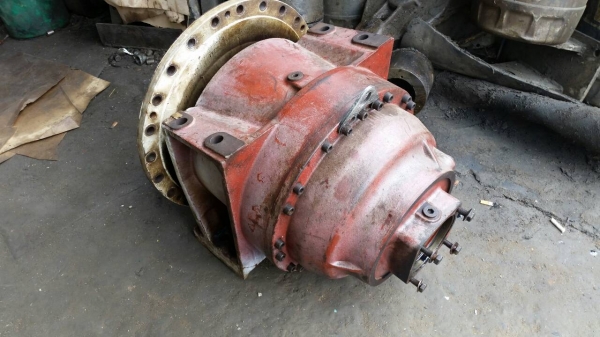 จำหน่ายเกียร์โม่ Re-build และเกียร์ใหม่ ขนาด 3-7 คิว จำหน่ายเกียร์โม่ Re-build และเกียร์ใหม่ ขนาด 3-7 คิว