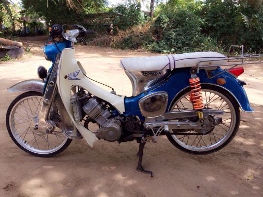 ขาย/แลก c100เครื่องโซนิค 18,500 (ลดได้) ขาย/แลก c100เครื่องโซนิค 18,500 (ลดได้)