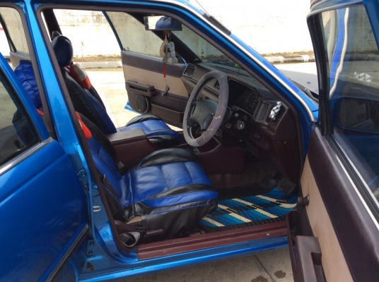 ขายรถ โตโยต้า โคโรน่า AT151 เครื่องสามห่วง 4A 1.6 หัวฉีด เกียร์ออโต้ ติดแก๊สLPG เพาเวอร์ ภายในสวยๆเดิมๆสะอาด แอร์หนาว วิทยุCD สีเต็มเงา แม็ก14" รถขับดีมาก ภาษีปี59 พร้อมใช้งาน ขายถูกๆครับ