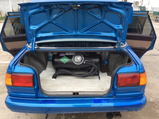 ขายรถ โตโยต้า โคโรน่า AT151 เครื่องสามห่วง 4A 1.6 หัวฉีด เกียร์ออโต้ ติดแก๊สLPG เพาเวอร์ ภายในสวยๆเดิมๆสะอาด แอร์หนาว วิทยุCD สีเต็มเงา แม็ก14" รถขับดีมาก ภาษีปี59 พร้อมใช้งาน ขายถูกๆครับ