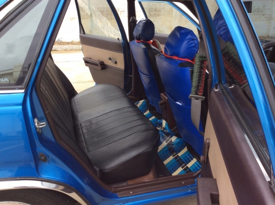 ขายรถ โตโยต้า โคโรน่า AT151 เครื่องสามห่วง 4A 1.6 หัวฉีด เกียร์ออโต้ ติดแก๊สLPG เพาเวอร์ ภายในสวยๆเดิมๆสะอาด แอร์หนาว วิทยุCD สีเต็มเงา แม็ก14" รถขับดีมาก ภาษีปี59 พร้อมใช้งาน ขายถูกๆครับ