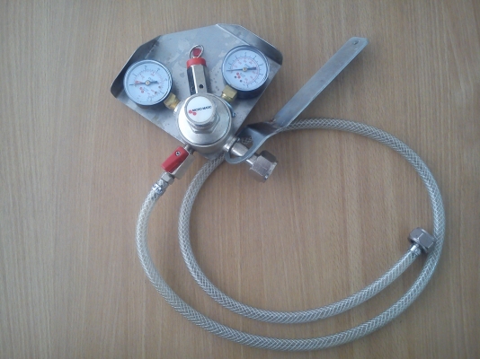 สายยางพร้อมเกจ์วัด MICRO MATIC ของอุปกรณ์ ถังเบียร์สด