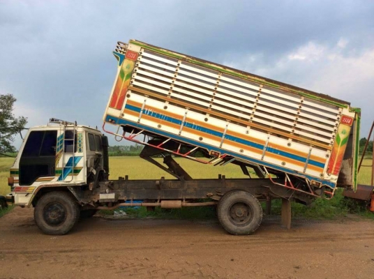 ขายดั้มเกษตร ISUZU ร็อกกี้175แรง เครื่องดี แคชซีสวย พ.เพาเวอร์ สภาพพร้อมใช้งาน เอกสารพร้อมโอน สนใจโทร 090-8588220คุณนะ 093-3258446คุณบิว ID:narong498 หรือเข้าดูสินค้าอื่นๆได้ที่ www.truck.in.th/498 หรือเพจFacebook ณรงค์ ซื้อขายรถมือสอง (เว็บไซต์ส่วนตัว) ห