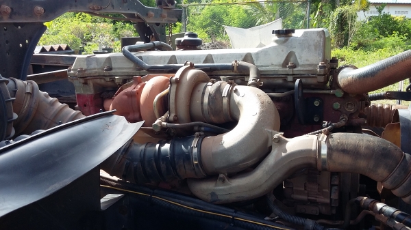 ขายสิบล้อเมก้า 251  ดั๊มสามมิตร 2 เพลา  ปี 53  ยางดี คัทซีสวย ภายในสวย ครบ แอร์เย็น