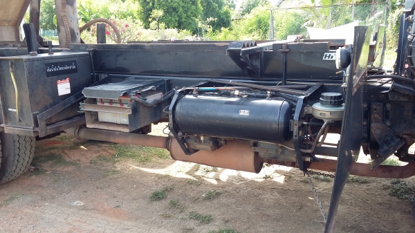 ขายสิบล้อเมก้า 251  ดั๊มสามมิตร 2 เพลา  ปี 53  ยางดี คัทซีสวย ภายในสวย ครบ แอร์เย็น