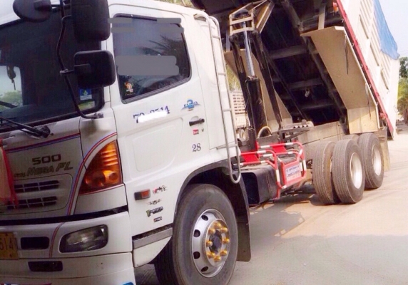 HINO MEGA FL 500 - 245 HP EURO2 ปี 53 สิบล้อดั๊มพ์เพลาเดียว กระบะดั๊มพ์เหล็กคอกสูงเกษตร 12 ตันสภาพสวยพร้อมบรรทุกได้เลย เครื่องแน่นแรงดีสุดๆครับ ภายในเก๋งคอนโซลสวยครบพร้อม แอร์เย็น CD MP3 พวงมาลัยเพาเวอร์ ระบบเบรคทริ๊ปฟี้ครบครัน ช่วงล่างแน่นคัชซีสวยตรงตลอด HINO MEGA FL 500 - 245 HP EURO2 ปี 53 สิบล้อดั๊มพ์เพลาเดียว กระบะดั๊มพ์เหล็กคอกสูงเกษตร 12 ตันสภาพสวยพร้อมบรรทุกได้เลย เครื่องแน่นแรงดีสุดๆครับ ภายในเก๋งคอนโซลสวยครบพร้อม แอร์เย็น CD MP3 พวงมาลัยเพาเวอร์ ระบบเบรคทริ๊ปฟี้ครบครัน ช่วงล่างแน่นคัชซีสวยตรงตลอด