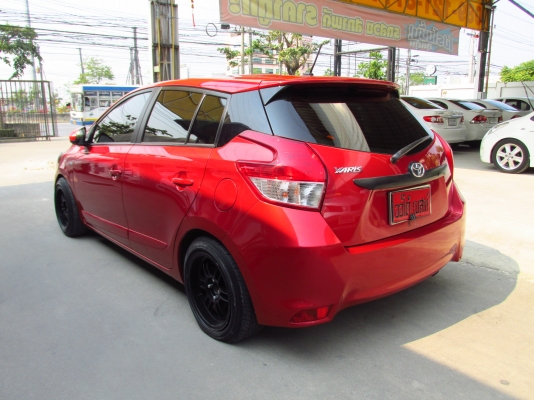 TOYOTA YARIS ตัวใหม่สุด ราคา 399,000  จัดไฟแนนซ์ได้เต็ม สนใจติดต่อ 080-604-8422 ปุ้ย