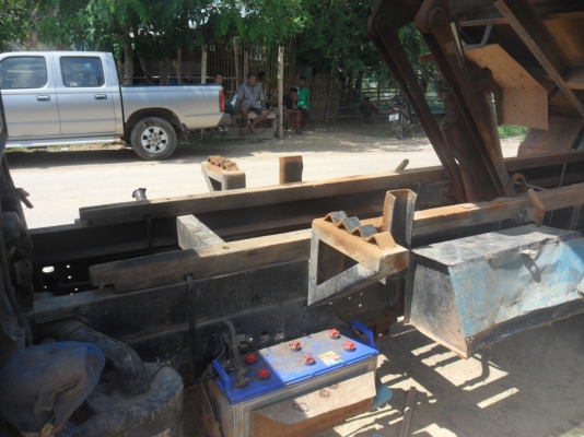 ขายๆๆๆครับ 6 ล้อดั้มส์ โตโยต้า ราคาต่อรองได้ ติดต่อช่างหมึก พรหมพิราม 087-5262494 และ 094-7452226 ขายๆๆๆครับ 6 ล้อดั้มส์ โตโยต้า ราคาต่อรองได้ ติดต่อช่างหมึก พรหมพิราม 087-5262494 และ 094-7452226