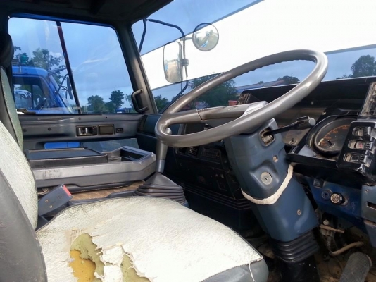 ขายดั้มร็อกกี้195แรง พ.เพาเวอร์ เบรกทิฟฟี่ ภายในสวย แอร์เย็น ยาง825ขอบ16 สภาพพร้อมใช้งาน เอกสารพร้อมโอน สนใจโทร 090-8588220คุณนะ 093-3258446คุณบิว ID:narong498 หรือเข้าดูสินค้าอื่นๆได้ที่ www.truck.in.th/498 หรือเพจFacebook ณรงค์ ซื้อขายรถมือสอง (เว็บไซต์