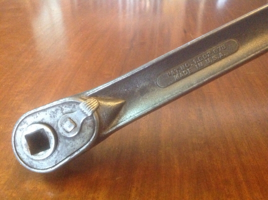 ขายก๊อกแก๊กโบราณ Duro-Chrome 2 in 1 ขนาด 4 หุน ผลิตในยุคปี 1930 อายุอานามราวๆ 80-85 ปี ขายก๊อกแก๊กโบราณ Duro-Chrome 2 in 1 ขนาด 4 หุน ผลิตในยุคปี 1930 อายุอานามราวๆ 80-85 ปี