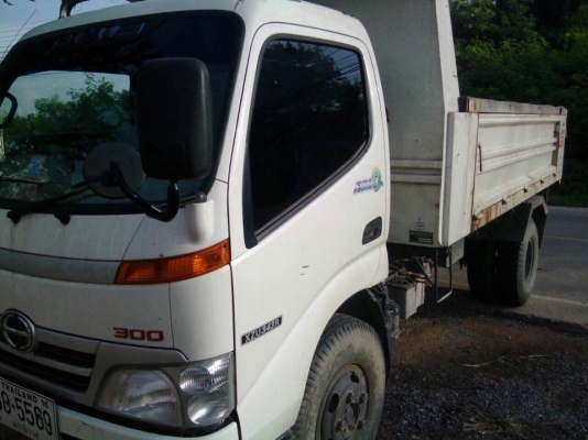 6 ล้อเล็กดั้มดิน 130 แรงปี 2556 รถสวยมาก เดิมๆ