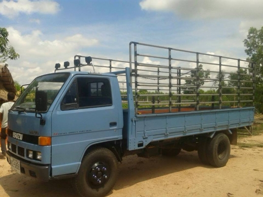 ขายISUZU NKR110แรง เครื่องดี แคชซีสวย สภาพพร้อมใช้งาน เอกสารพร้อมโอน  สนใจโทร 090-8588220คุณนะ 093-3258446คุณบิว ID:narong498 หรือเข้าดูสินค้าอื่นๆได้ที่ www.truck.in.th/498 หรือเพจFacebook ณรงค์ ซื้อขายรถมือสอง (เว็บไซต์ส่วนตัว) หรือFacebook ตลาดรถมือสอง