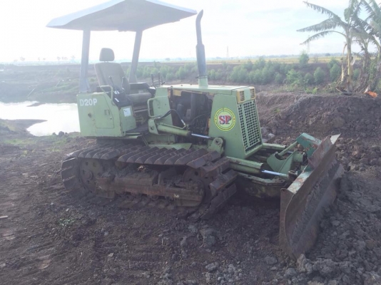 ขายแทร็กเตอร์ตีนตะขาบ