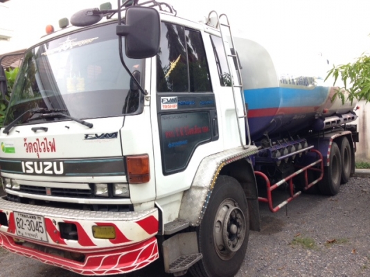 ISUZU ROCKY 195 รถน้ำมัน 16,000 ลิตร โหลดล่าง (สวยมาก)