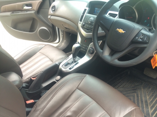 CRUZE 1.6 โฉมใหม่ล่าสุด ตัวท้อปเบาะหนัง สนใจติดต่อ 080-604-8422 ปุ้ย