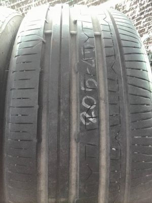 ขายยาง NITTO NT830 205-45-17 ปี12 ดอกสวย ไม่กินข้าง เนื้อนิ่ม พร้อมใช้งาน คู่ละ 2,800 บาท