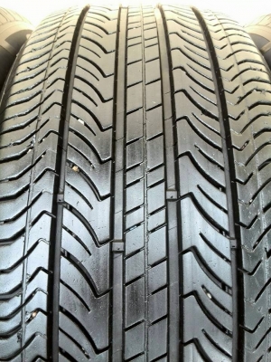 ขายยาง MICHELIN MXV8 225-50-17 ปี11 ดอกสวยจัด ไม่กินข้าง ชุดละ 3,900 บาท