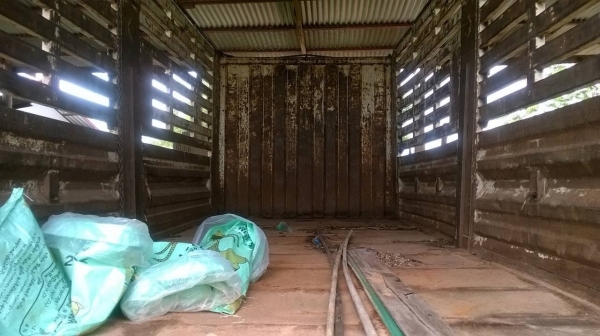 ขาย 10 ล้อ HINO MEGA 260 ปี 47 คอกเกษตรไม่ดั้ม มีลำโพงลากพ่วง เครื่องเดิม เกียร์เดิม คัสซีสวยตลอดเส้น ทะเบียนพร้อมโอนครับ ขาย 10 ล้อ HINO MEGA 260 ปี 47 คอกเกษตรไม่ดั้ม มีลำโพงลากพ่วง เครื่องเดิม เกียร์เดิม คัสซีสวยตลอดเส้น ทะเบียนพร้อมโอนครับ