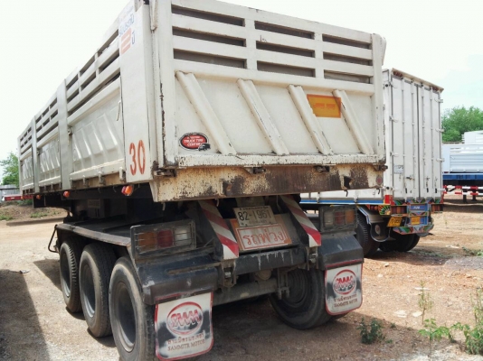 ขายด่วนครับ หางเซมิดั้ม 3 เพลา ปี 52 ศามมิตร สวยๆ พร้อมให้กับ มี 2 หาง