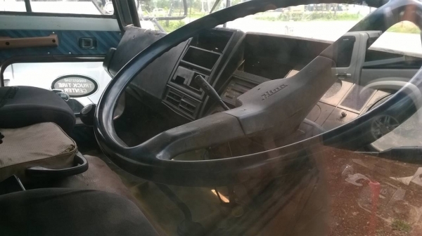 ขาย 6 ล้อ HINO FD176A ยาว 6 เมตร ยาง 8.25/16 เครื่อง EH700 168 แรงม้า คัสซีสวยตลอดเส้น พาวเวอร์ ทะเบียนครบพร้อมโอนครับ