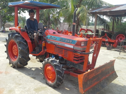 ขาย แทรกเตอร์ KUBOTA L1-265