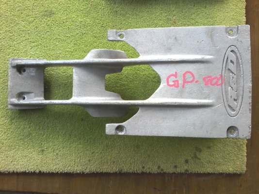 ขาย สคูป แต่ง R&amp;D yamaha GP 800 ใส่ yamaha RIDER ก็ได้ครับ สภาพสวย เก่าญี่ปุ่น 3,500 บ.