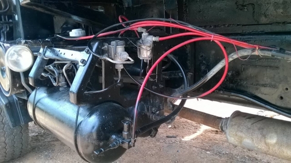 ขาย 10 ล้อดั้ม ISUZU DECA 270 ปี 43 คัสซีสวย เครื่องดี เกียร์เดิม ช่วงล่างแน่น มีระบบลากพ่วงขาดลำโพง ทะเบียนพร้อมโอน