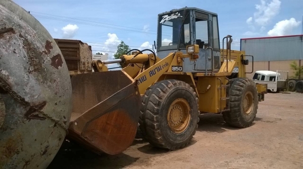 ขายรถตักพร้อมใช้ TCM 850 เอกสารใบอินวอยซ์ ขายรถตักพร้อมใช้ TCM 850 เอกสารใบอินวอยซ์