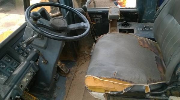 ขายรถตักพร้อมใช้ TCM 850 เอกสารใบอินวอยซ์ ขายรถตักพร้อมใช้ TCM 850 เอกสารใบอินวอยซ์