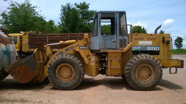 ขายรถตักพร้อมใช้ TCM 850 เอกสารใบอินวอยซ์