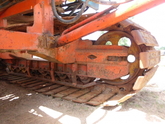 ขายรถเกี่ยว ส.ทวีเอ็นจิเนียริ่ง อุ้ม 2.5ตัน ตัวเดิน 12 เครื่องอีซูสุ205แรง ปั้มไดกิ้นคู่22 หน้าเกี่ยว 3ม.