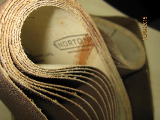 ผ้าทรายสายพาน NORTON  ADALOX CLOTH BELTS  Made in Australia