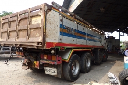 ขาย 12 ล้อดั้ม FUSO MMTFN627PNC M6 ปี46ติด เครื่องเซียงไฮ CNG