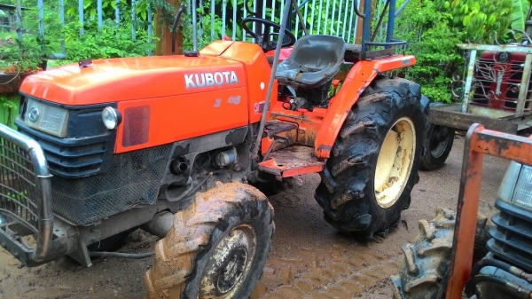 KUBOTA L3408 ราคา105,000 มีเล่ม ขายตามสภาพ อ.แกลง สนใจโทรสอบถาม 0818618678