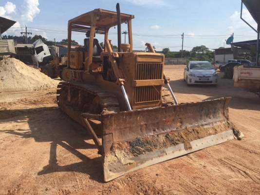 ขายรถแทรกเตอร์ KOMATSU D50A คราดน้ำมัน พร้อมใช้งาน สนใจโทร 081-970-1072 ขายรถแทรกเตอร์ KOMATSU D50A คราดน้ำมัน พร้อมใช้งาน สนใจโทร 081-970-1072
