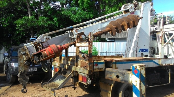รถเครน + แท่นเจาะ Aichi 706 (ISUZU) รถเครน + แท่นเจาะ Aichi 706 (ISUZU)