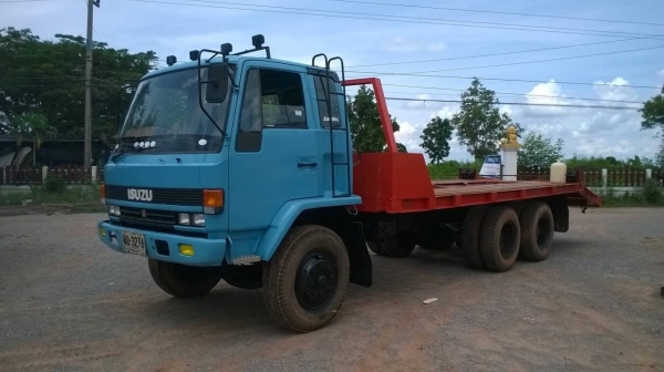 ขายเทนเลอร์ 10 ล้อ 2 เพลา เครื่อง 6HE1 195 แรงม้า คัสซีสวยตลอดเส้น เบรคลมดัน พาวเวอร์ ทะเบียนพร้อม