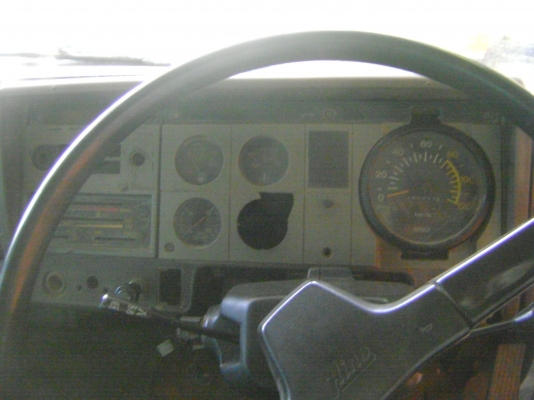 KT925 ทุกอย่างลงเล่มท้ายลาด เครื่อง HO7C  180 แรง 2 เพลา    ราคา  680,000 บาท